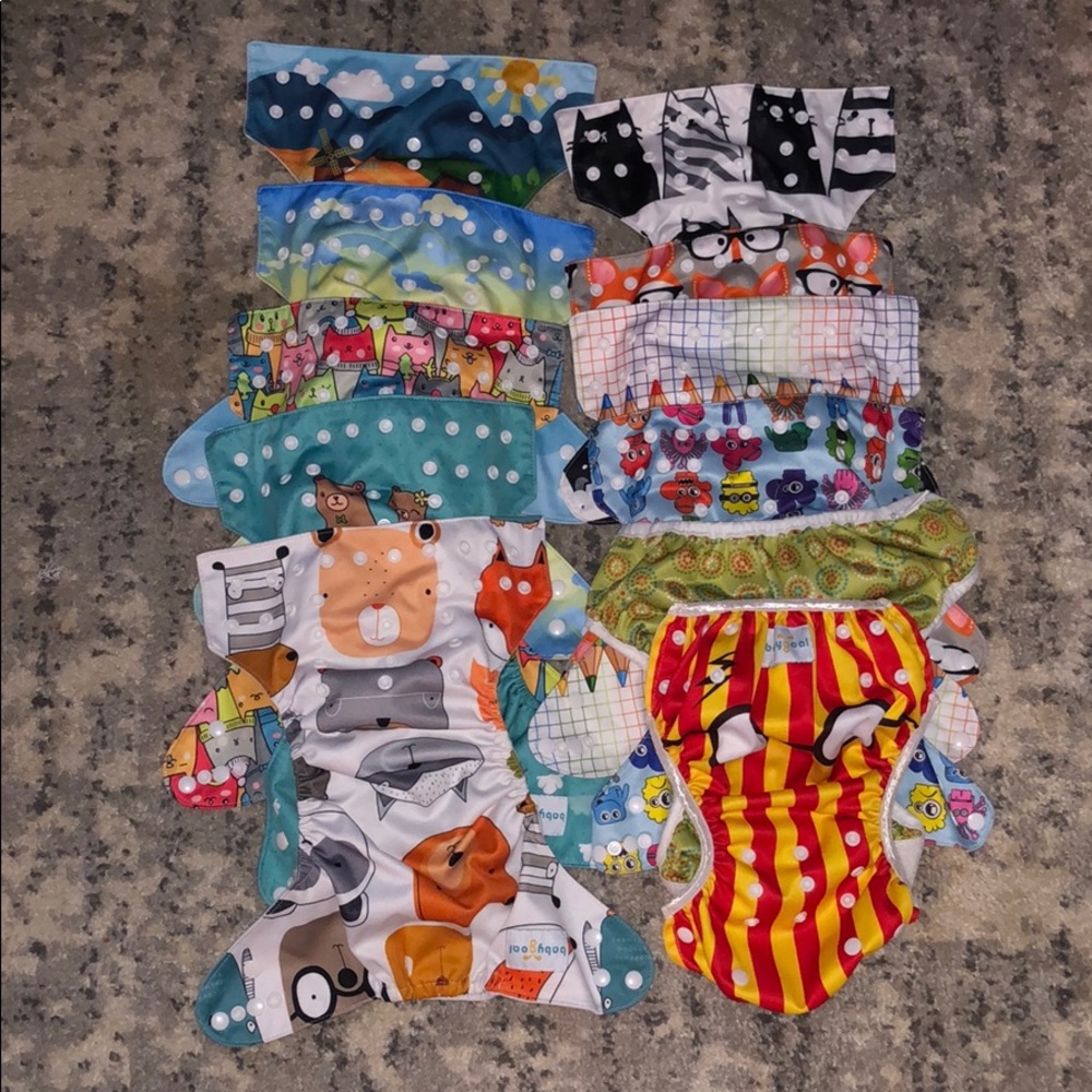 Lot of 11 cloth diapers